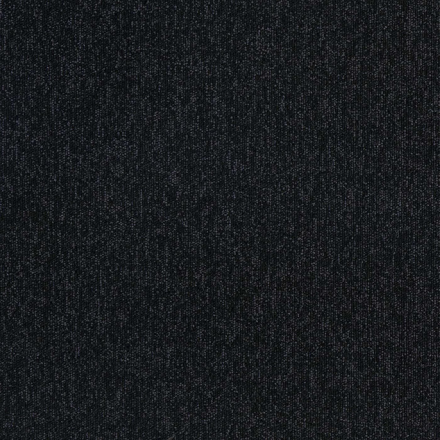 Dusk in Pitchblack